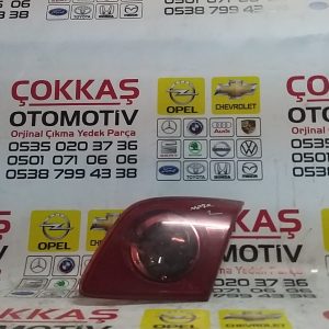 Mazda 3 stop