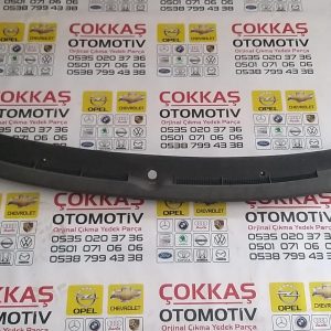 Opel astra F kasa cam ön ızgara