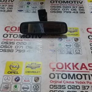Captiva antara dikiz aynası